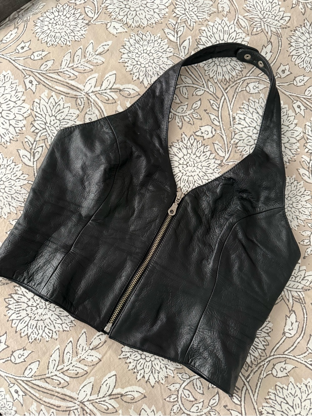 Wilsons Leather Black Leather Halter Zip Vest